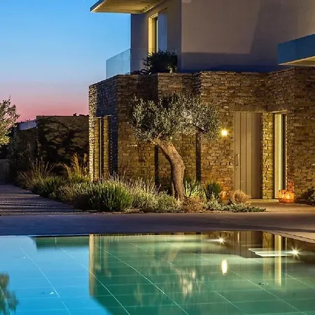 Ideal For 8 People With A Spectacular View Villa